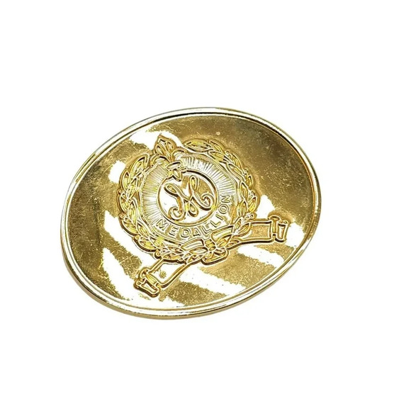 Textured Medallion Initial M Belt Buckle Gold Tone Vintage - Picture 1 of 5